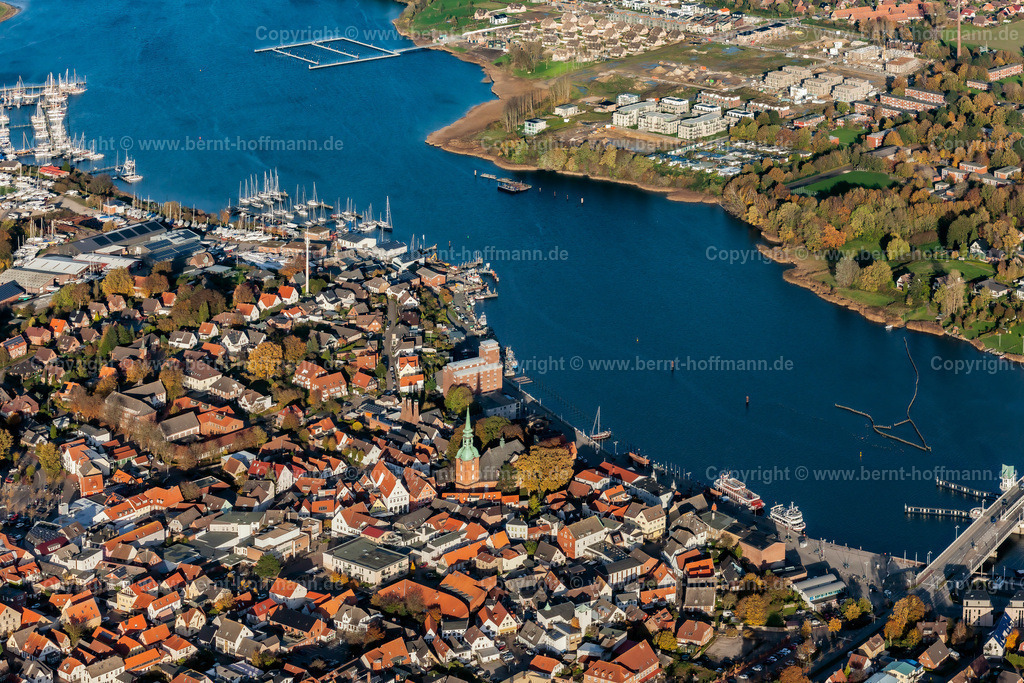 PLB_6686mod_Kappeln_150x100 | Luftbild. Schlei. Kappeln - mit Altstadt - Zentrum. - Realisiert mit Pictrs.com