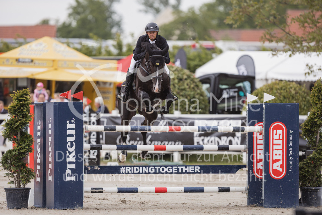 230520_MayDays_Zeit-S-200 | Deine schönsten Turniermomente als professionelle Fotos! Entdecke hochwertige Pferdesport-Fotografie im Online-Shop. Jetzt Fotos finden & bestellen!