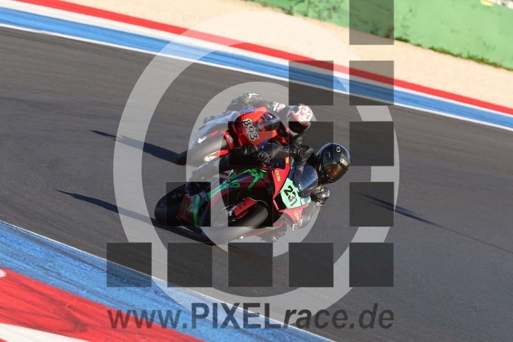 0231-20260404_09136 | Schöne Erinnerungen an spannende Momente - das festzuhalten ist unser Job. PIXELrace.de ist seit 2003 auf den Rennstrecken Europas unterwegs um die Action draußen beim Fahren und die wunderbare Stimmung imm Fahrerlager für euch einzufangen.