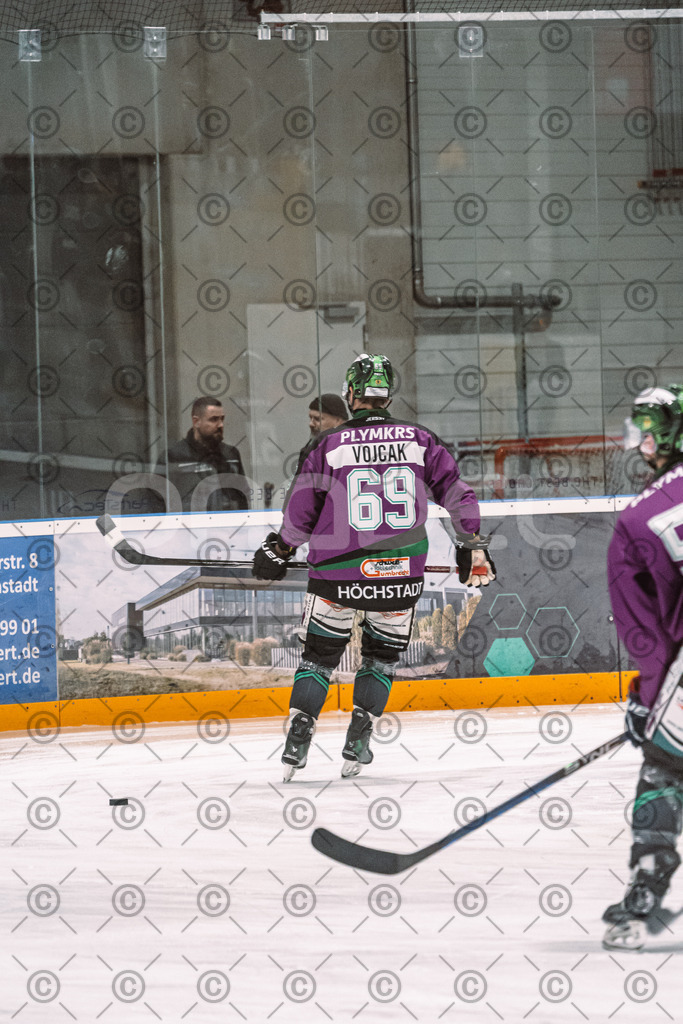 Alligators_vs_Memmingen_05_12_2025-013 | Höchstadt Alligators Fotogalerie: Eishockey-Action aus Franken. Professionelle Spielfotos, Portraits & Stadionbilder zum Download. Jetzt entdecken! - Realisiert mit Pictrs.com