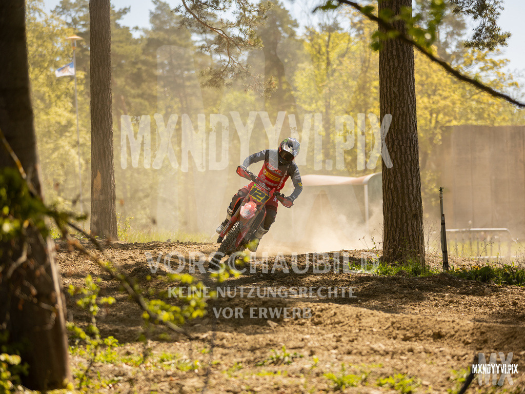 866A4964 | mxndyyvipix