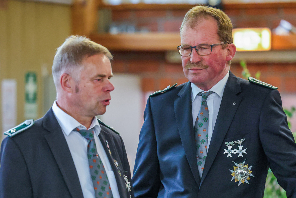 top-top.de-250627-009 | Foto, Video, Fotografie, Videografie, Fotobox, DJ, Discjockey, Musik, Musikbox, Veranstaltung, Photobooth, Amazon, Ebay, Buchtipp, Bestseller, Autor, Verlag, Buch, Wesel, Hamminkeln, NRW, Dinslaken, Rees, Drohne, Hochzeit, Party, Fotobox, Wesel, Fotograf