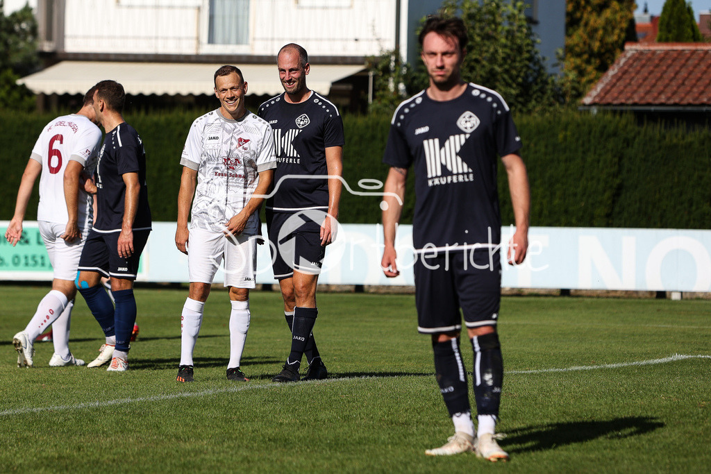 BC Aichach - BC Adelzhausen | Professionelle Sportfotos aus den Bereichen Fußball, Eishockey, Handball und vieles mehr. Ob Sieg oder Niederlage