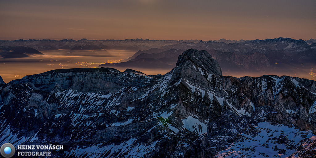 Säntis_0012 | Alle Bilder von Heinz Vonäsch Fotografie können alle zu günstigen Preisen gekauft werden! Download der Bilder, Ausdrucke, Postkarten, Tassen T-Shirts, Kalender, Alu- Dibond usw. - Realisiert mit Pictrs.com