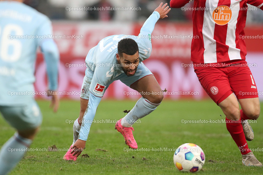 RWE06012402134 | 06.01.2024, Essen, Fußball, Herren, Stadion an der Hafenstraße, Testspiel, Rot-Weiss Essen – 1. FC Köln:  Linton Maina (1.FC Köln). 
DFB regulations prohibit any use of photographs as image sequences and or quasi-video.