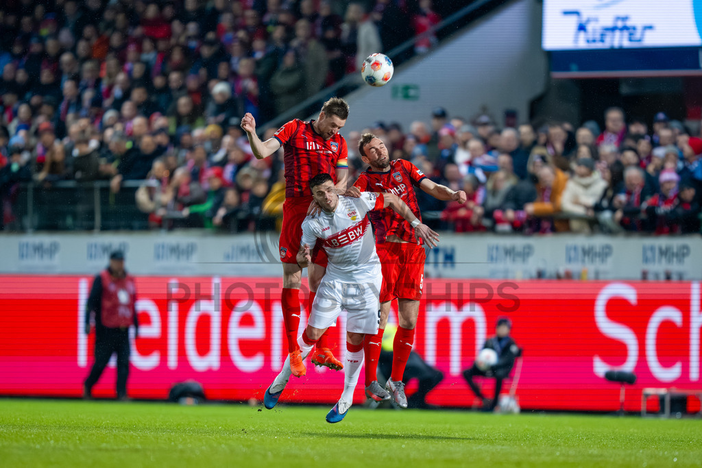 1. FC Heidenheim vs. VfB Stuttgart, Fussball, 1. Bundesliga, 23. Spieltag, Saison 2025/2026, 22.02.2026 | Ermedin Demirovic (VfB Stuttgart, #09),1. FC Heidenheim vs. VfB Stuttgart, Fussball, 1. Bundesliga, 23. Spieltag, Saison 2025/2026, 22.02.2026Foto: photosbyphips/Philip Ziegler