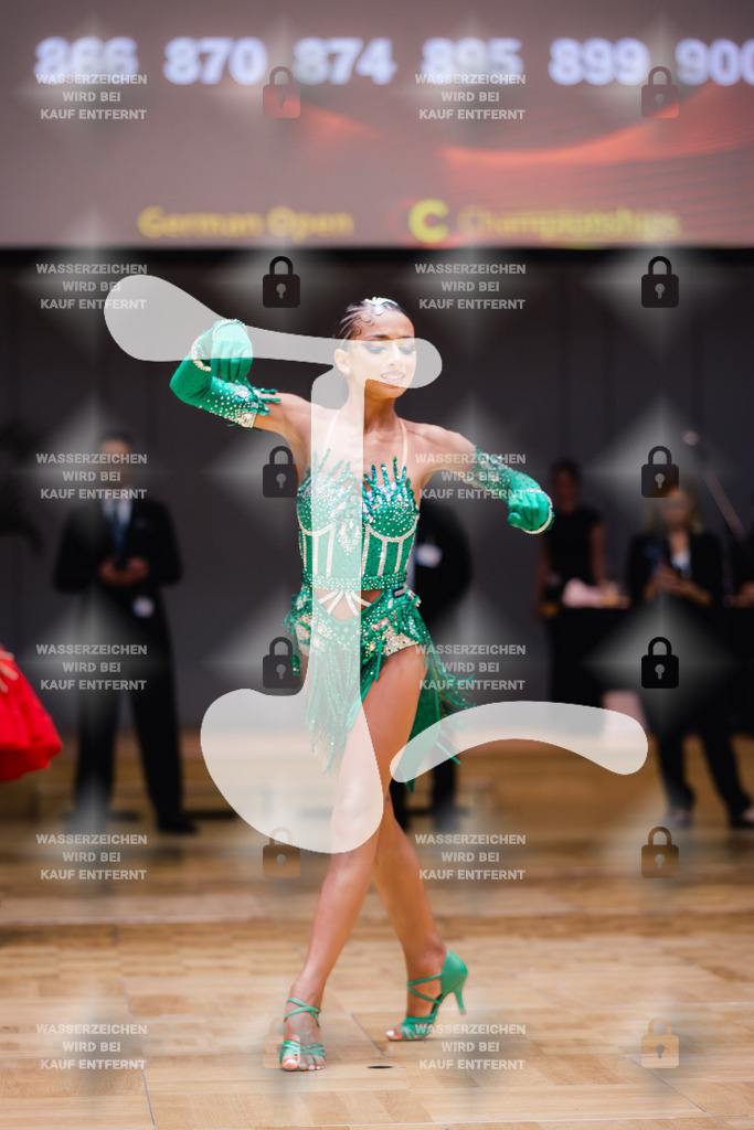 GOC 2025 - WDSF Solo Junior II Latin Female - 2025-08-21-7924 | Webshop for digital downloads and prints of dance sport, event & show photographer Julian Link - Realisiert mit Pictrs.com