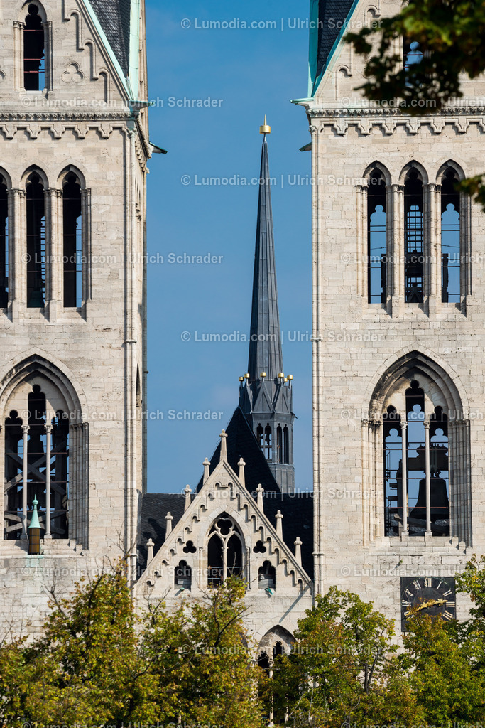 100494-3986 - Halberstädter Dom | max. Bildgröße A2 | 300dpi - Realisiert mit Pictrs.com