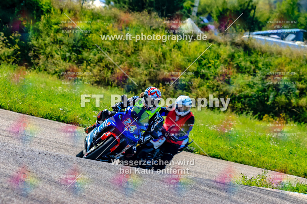 024-2434 | Hier findet Ihr Bilder von Touristenfahrten auf der Nürburgring Nordschleife oder von anderen Veranstaltungen die ich besucht habe. Viel Spass beim Durch Schauen 