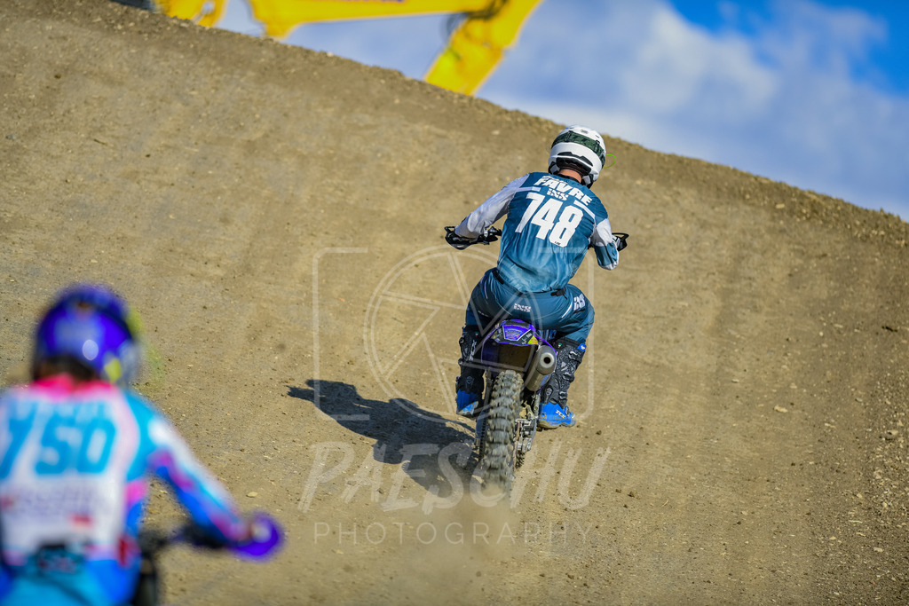 MX1 (525) | Paeschuphoto Shop - Wer nicht sucht der auch nicht findet.Ob Motocrossbilder oder von einem besuchtem Spiel, Hauptsache Action. - Realisiert mit Pictrs.com