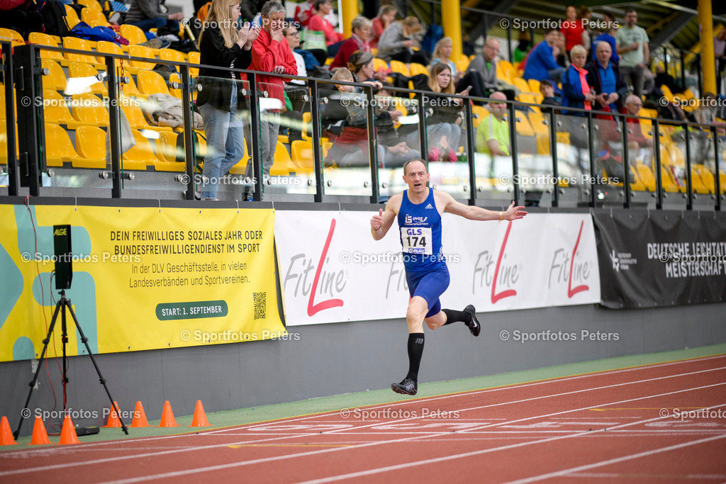 Deutsche Hallenmeisterschaften Masters - Sonntag_46 | Deutsche Meisterschaften Halle Masters am 03.03.2024 in Dortmund 

Foto: Kai Peters - Realisiert mit Pictrs.com