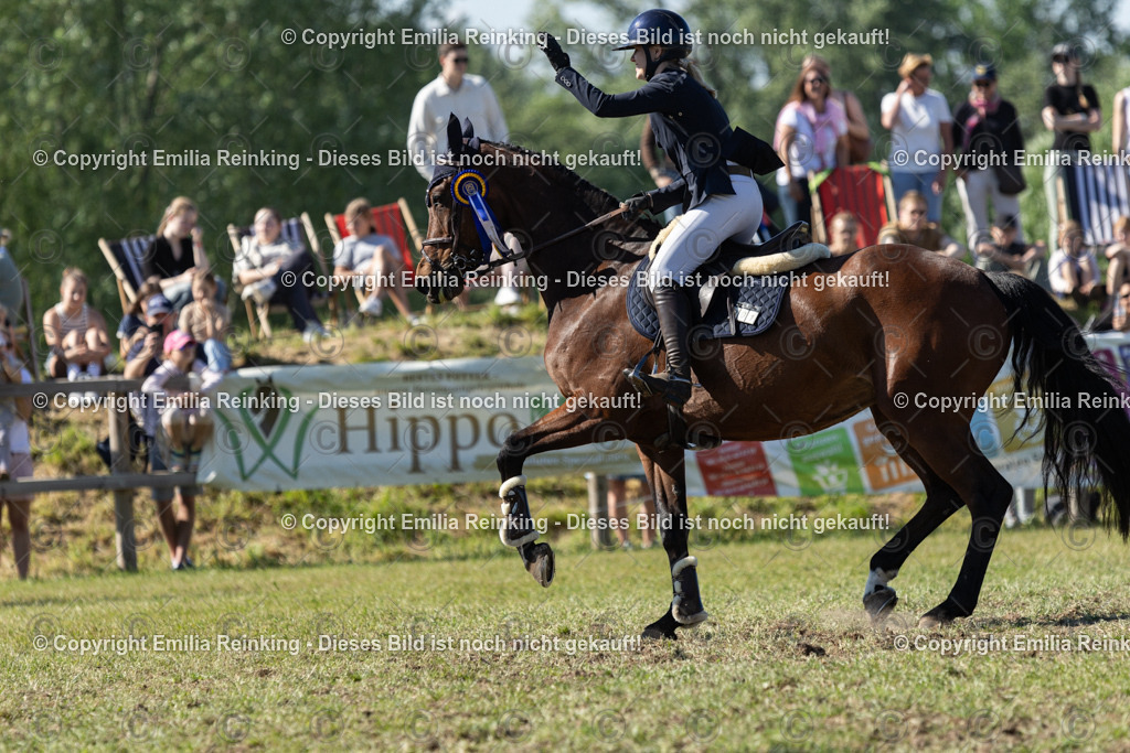 CL5A1484 | Emilia Reinking Fotografie - Realisiert mit Pictrs.com