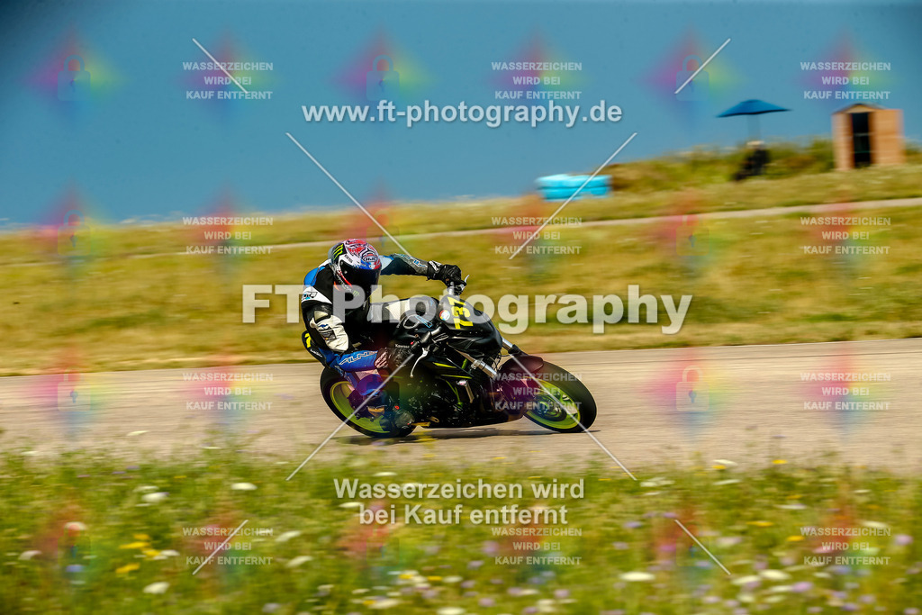 Chambley Juli-0627 | Hier findet Ihr Bilder von Touristenfahrten auf der Nürburgring Nordschleife oder von anderen Veranstaltungen die ich besucht habe. Viel Spass beim Durch Schauen 