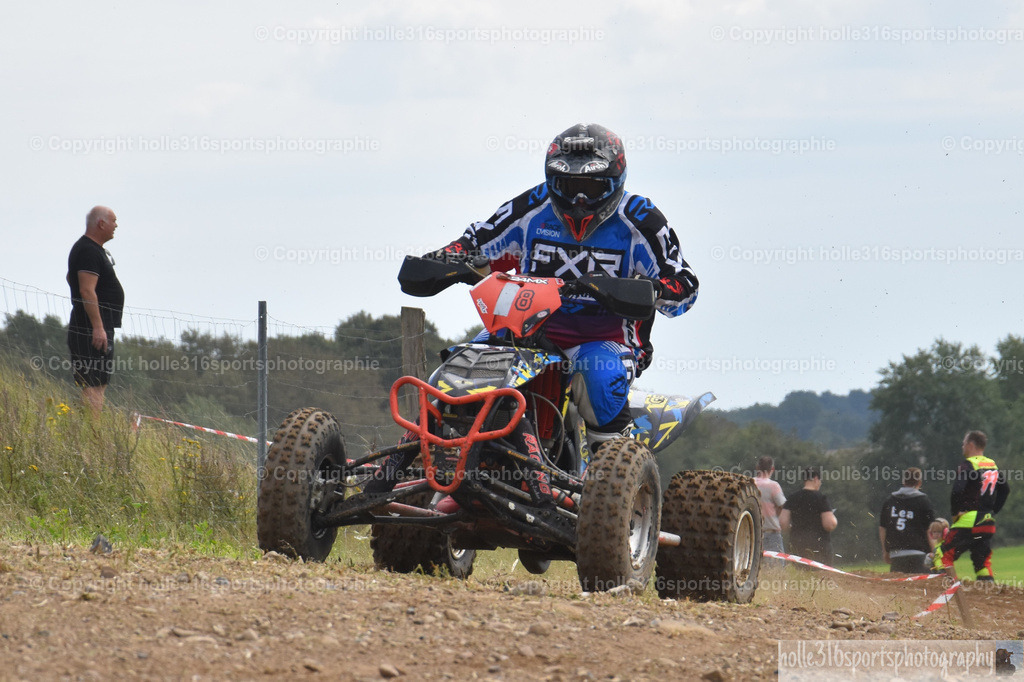 DSC_0732 (2) | Sportfotografie , Motorsport, Motoross, Reitsport, Mointainbike, Enduro,
Landschaft , Outdoor, Eventfotografie, Landschaft, Bilder online bestellen - Realisiert mit Pictrs.com