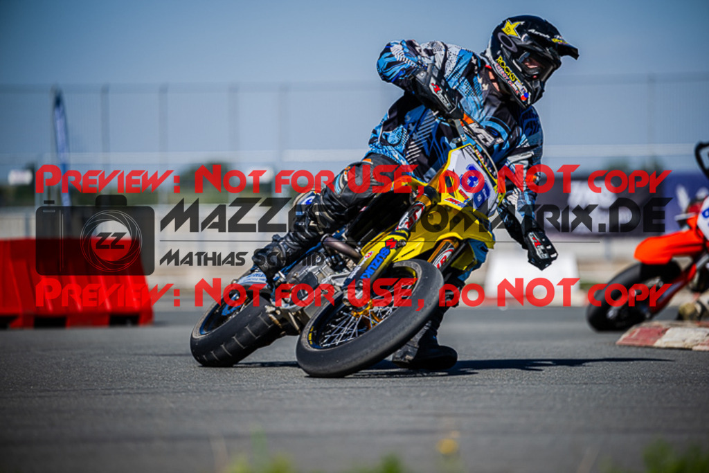 MaZZes_FotoMatrix_220903_0906 | S3