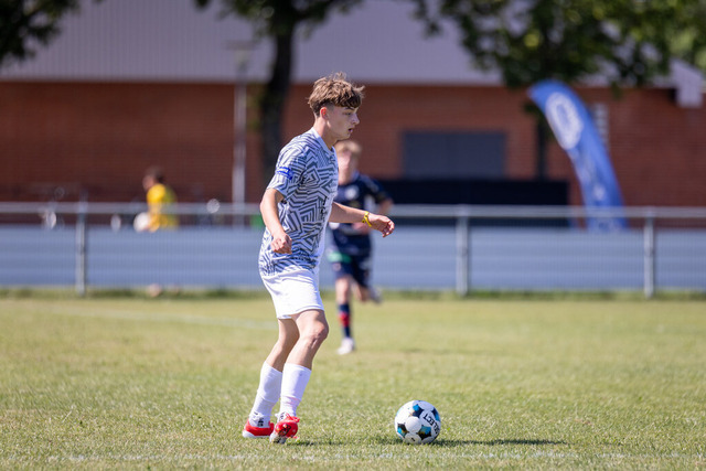FC Scharbeutz 1 - Tema Chase Football Club I DanaCup 2026 043 | Herzlich willkommen in meiner Fotogalerie für Sportmannschaften. Schau gerne mal rein, vielleicht ist Dein Team ja auch dabei! Falls nicht, schreib mir und wir ändern das! :)  - Realisiert mit Pictrs.com
