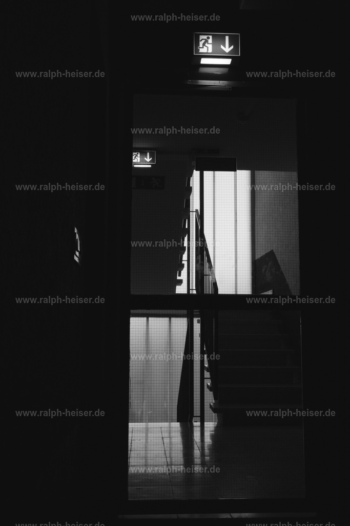 26015 | Moderne Schwarz‑Weiß‑Wandbilder für stilvolle Räume. Klare Linien, hochwertige Materialien und zeitlose Motive für dein Zuhause.