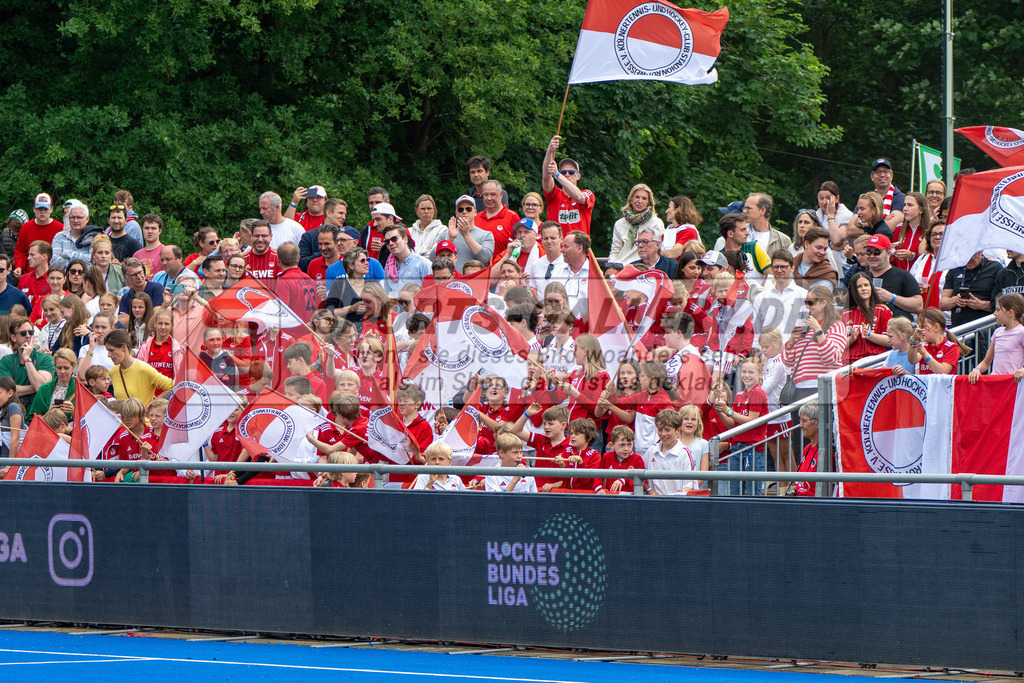 Final4_20250601-1333-HK108512 | Krefeld, Deutschland, 01.06.2025:  Feldhockey Final4 2025 – „Deutsche Feldhockey-Meisterschaften 2025“ Crefelder HTC - Rot-Weiss Köln (Finale Herren) im Gerd-Wellen-Hockeyanlage am 01.06.2025 in Krefeld, Deutschland. (Foto von Kramhöller/Fehrmann/Kaste)Krefeld, Germany, 01.06.2025: Feldhockey Final4 2025 – „Deutsche Feldhockey-Meisterschaften 2025“ Harvestehuder HTC - Düsseldorfer HC (Finale Damen) in Gerd-Wellen-Hockeyanlage at 01.06.2025 in Krefeld, Deutschland. (Foto from Kramhöller/Fehrmann/Kaste)