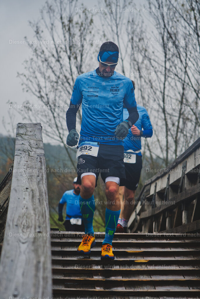 cineathletes-huegelland-2025-11-09-11-28-19 | Sportfotografie rund um Obstacle Course Racing und Trail Run - Realisiert mit Pictrs.com