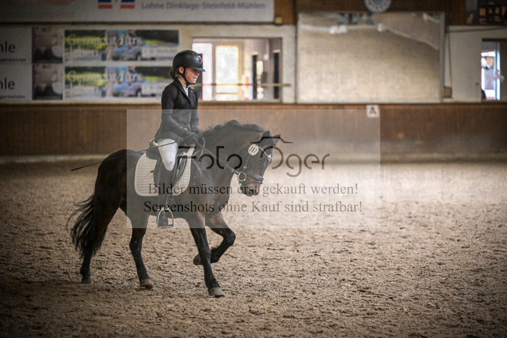 DOS_1813 | Entdecke hochwertige Reitturnierfotos von Foto Oger. Professionell, emotional und authentisch – jetzt Lieblingsmomente im Shop bestellen.Deutschlandweite Turnierfotografie. - Realisiert mit Pictrs.com