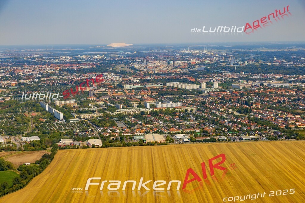 Luftaufnahme Reform Magdeburg - Die Luftaufnahme wurde 2025 vom UL-Flugzeug heraus erstellt ( ohne Drohne ) - Hochauflösende Luftaufnahme - für professionelle Ausdrucke geeignet. Die Geschenkidee !Mit Lizenz und Bildrechte bestellbar