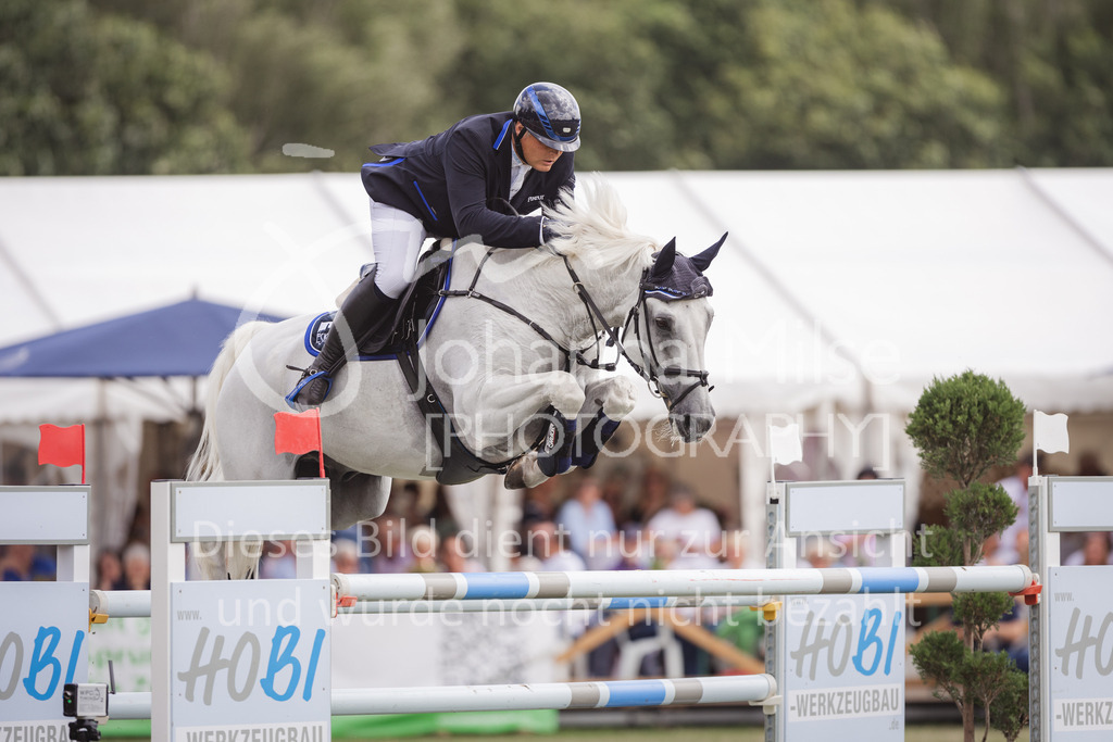 230716_LC_GroßerPreis-905 | Deine schönsten Turniermomente als professionelle Fotos! Entdecke hochwertige Pferdesport-Fotografie im Online-Shop. Jetzt Fotos finden & bestellen!