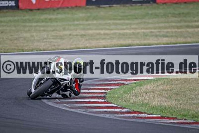 spof9724 | Professionelle Fotos von Sportveranstaltungen, aber auch Hochzeiten und anderen Events. - Realisiert mit Pictrs.com