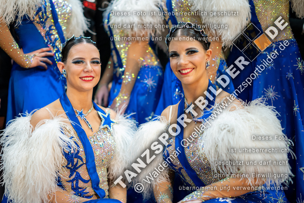 20250118-12014 | Hier finden Sie Tanz Bilder vom Latein und Standard Formationen tanzen. Sportbilder vom Tanzsport. Schöne Fotos und von Weltmeisterschaft, Europameisterschaft, Bundesliga, Regionalliga, Oberliga und Landesliga sowie von GOC Stuttgart, DanceComp, WM Bremen