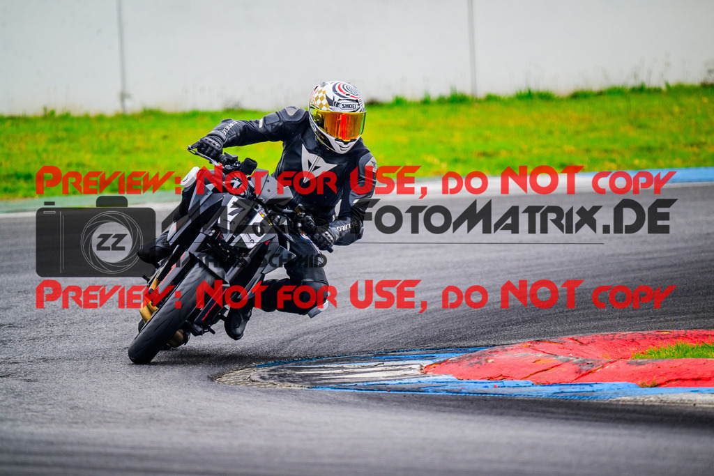 MaZZes_FotoMatrix_240614_6007705_4704 | GELB