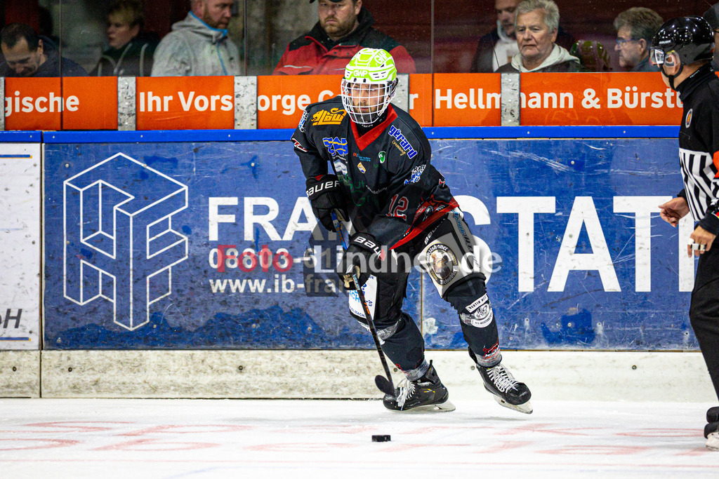 Peißenberg MINERS gegen ESC Geretsried RIVERRATS | Eishockey Bayernliga 2025/26 Vorrunfe, Peißenberg MINERS gegen ESC Geretsried RIVERRATS, 20251019,Jonas LAUTENBACHER (MINERS 12) in Aktion,2025-10-19 in Peißenberg (flatbuy Arena Peißenberg), Jonas LAUTENBACHER (MINERS 12)Copyright: WolfgangxLindner www.foto-lindner.de