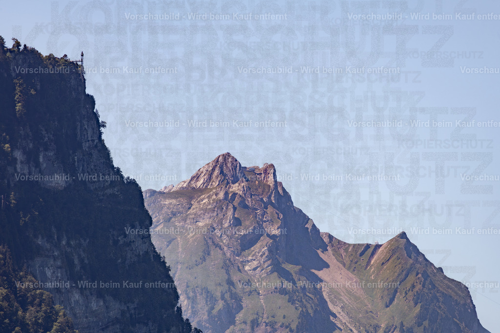 Bürgenstock und Pilatus | Stimmungsvolle Fotokunst aus Luzern. Erlebe den Pilatus, den See und die Stadt Luzern in exklusiven Aufnahmen in der Fotogalerie & Shop. - Realisiert mit Pictrs.com