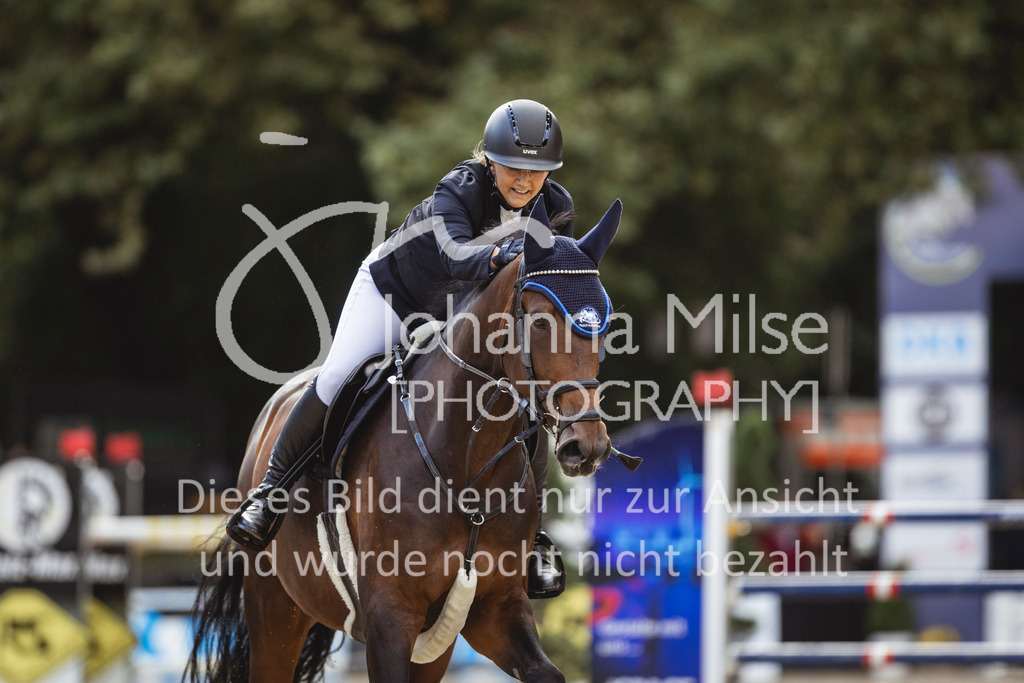 240912_OWLCh_AmateurL-431 | Deine schönsten Turniermomente als professionelle Fotos! Entdecke hochwertige Pferdesport-Fotografie im Online-Shop. Jetzt Fotos finden & bestellen!