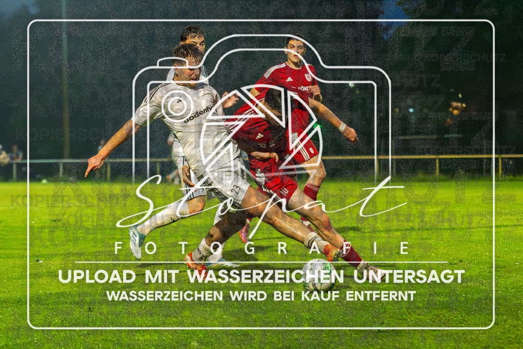 Landesliga Herren LG - TSV Ottersberg vs. TV Jahn Schneverdingen | Nils Leichnitz (TSV Ottersberg #23), Maurice Bahnemann (TV Jahn Schneverdingen #10); Landesliga Herren LG - TSV Ottersberg vs. TV Jahn Schneverdingen am 29.05.26 in Wümmestadion, Ottersberg - Realisiert mit Pictrs.com
