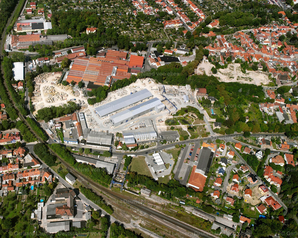 2589738 | BAD LANGENSALZA 01.08.2005 Gewerbegebiet und Firmenansiedlung  in Bad Langensalza im Bundesland Thüringen, Deutschland // Industrial estate and company settlement  in Bad Langensalza in the state Thuringia, Germany Foto: Gerhard Launer