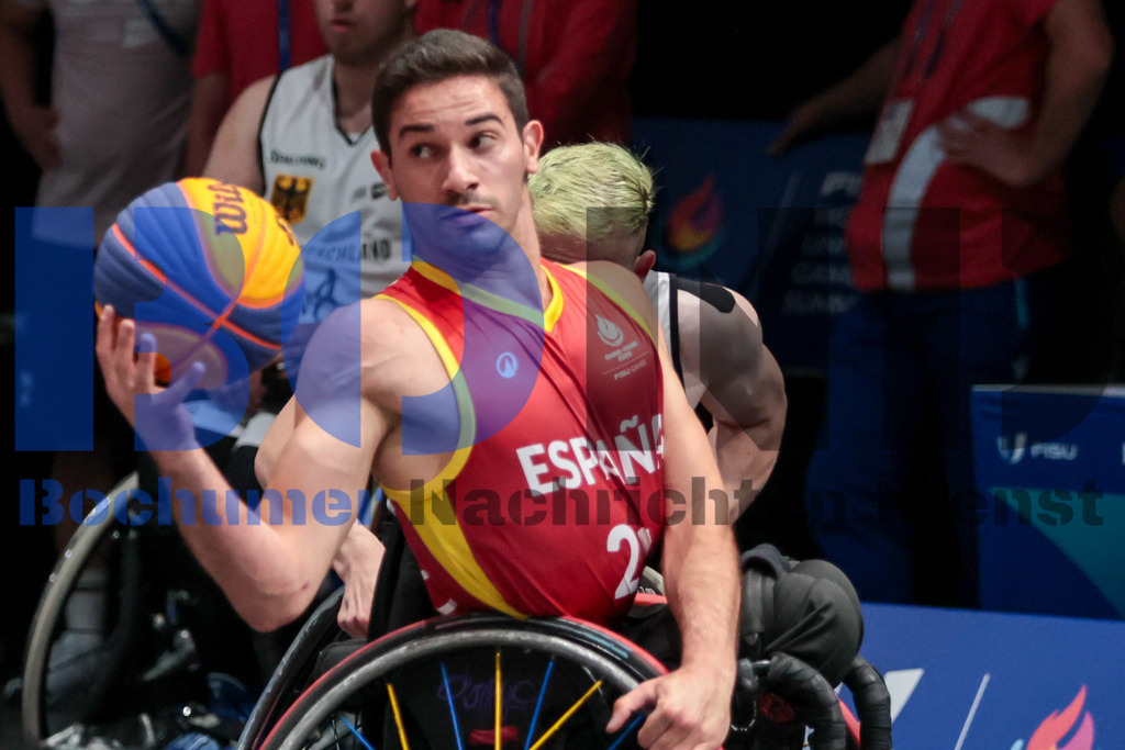 SES_TTG3X320250717-81 | bond - Realisiert mit Pictrs.com