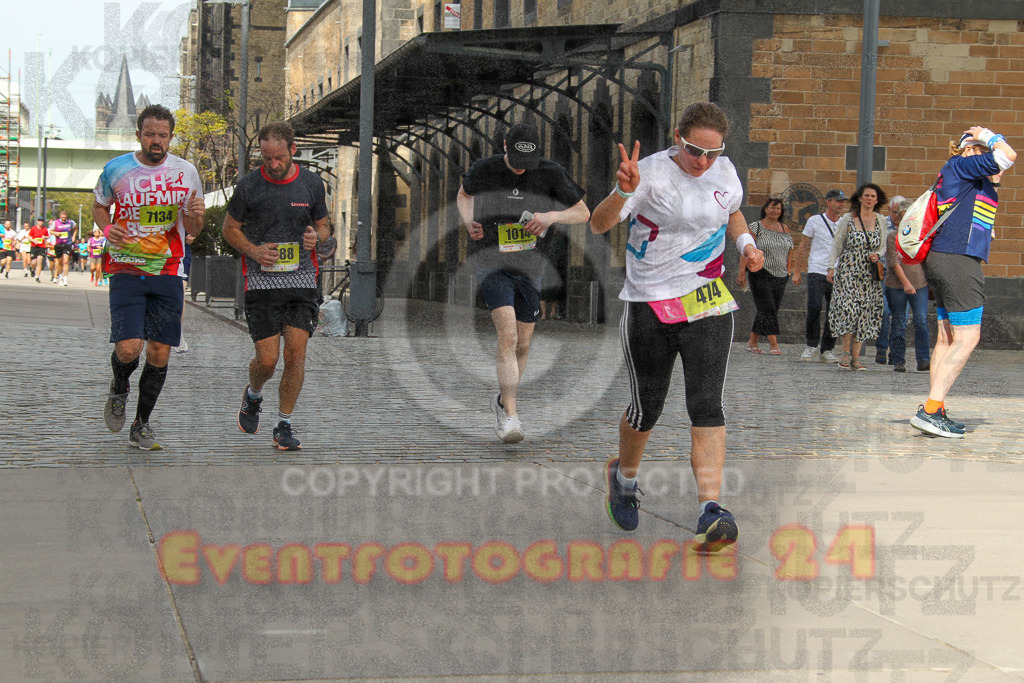 250920_1326_EV4_5584 | Sportfotografie im Rhein-Sieg Kreis, Köln, Bonn, NRW, Rheinland Pfalz, Hessen, etc. Unser Tätigkeitsfeld umfasst den Laufsport vom Volkslauf über den Marathon, Duathlon, Triathon bis zum Ultralauf wie Kölnpfad Ultra oder Schindertrail.