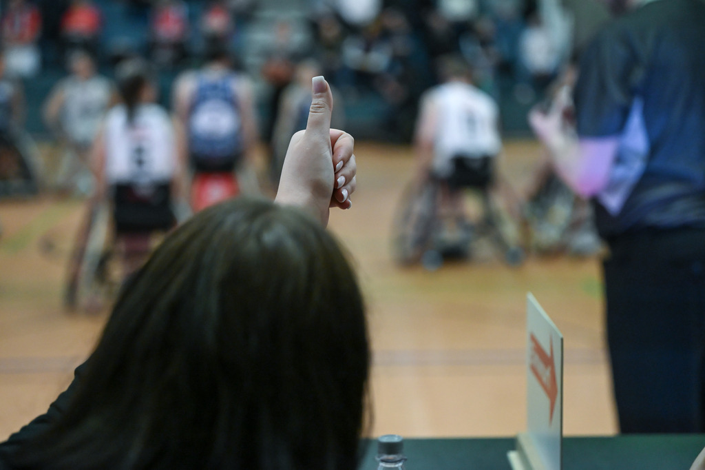 gml_010 | Fotos von Basketballspielen aus dem Raum NRW fotografiert von Gero Mueller-Laschet und Daniel Schaefer - Realisiert mit Pictrs.com