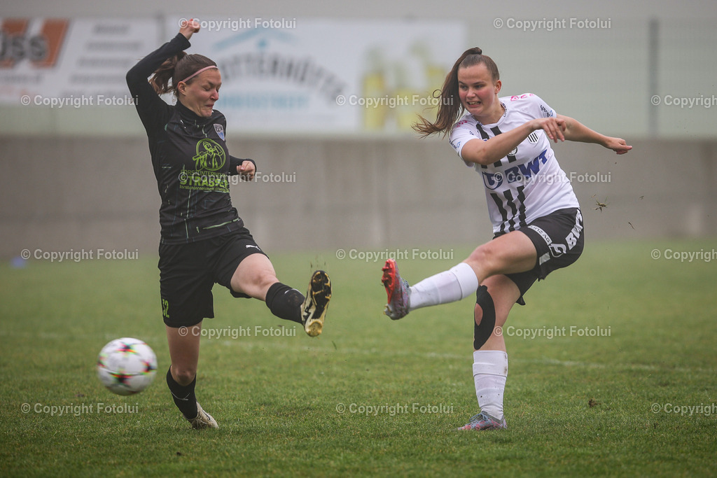 A-BINDER_20240601_0012 | St.Stefan,AUSTRIA,01.June.24 - SOCCER - Zaunergroup OOE Ladies Cuo, LASK vs FCPS. Image shows Anja Muehlgrabner (Kematen) and Anna Leitner (LASK).Photo: Sportmediapics.com/ Manfred Binder