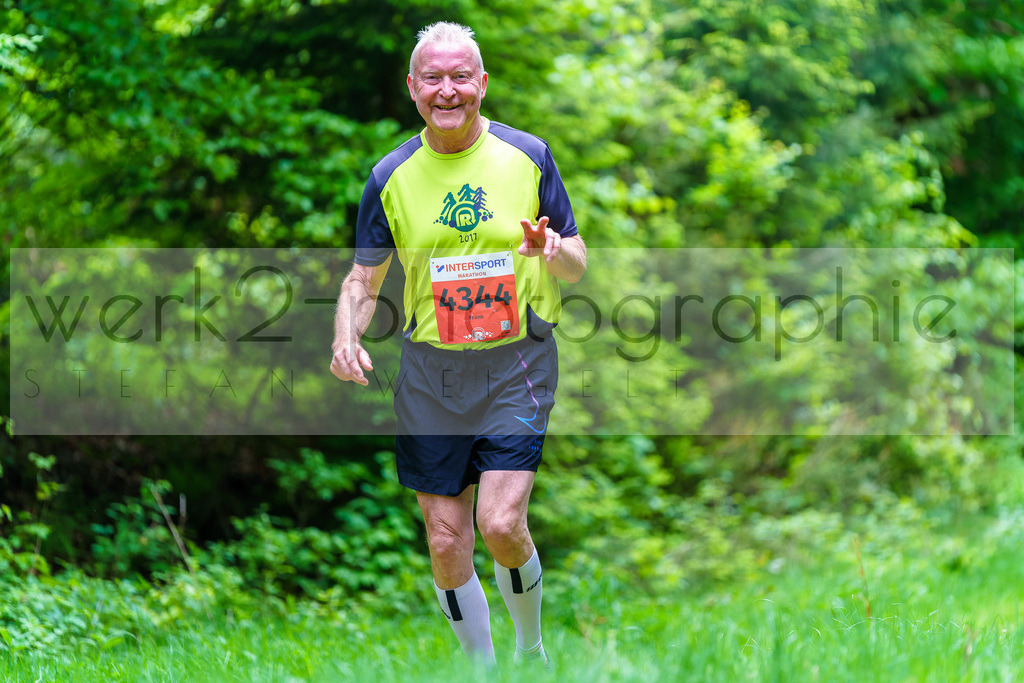 Rennsteiglauf Marathon 2025 | Marathon von Neuhaus/Rwg. nach Schmiedefeld/Rstg. am 17. Mai 2025