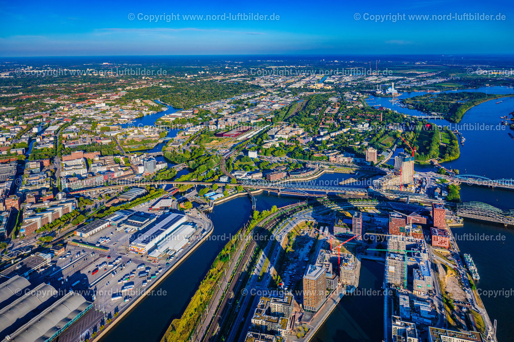 Hamburg_Rothenburgsort_ELS_3873190925 | HAMBURG 19.09.2025 Fluß - Brückenbauwerk der Elbbrücken - Norderelbbrücke - Freihafenelbbrücke über die Ufer der Elbe in Hamburg. // River - bridge structure Elbbruecken - Norderelbbruecke - - Freihafenelbbruecke on the banks of the Elbe in Hamburg. Foto: Martin Elsen