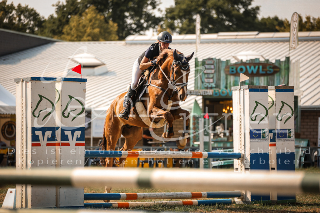 13.FrPfA00148 | Leoni Ertmer Photography - Realisiert mit Pictrs.com