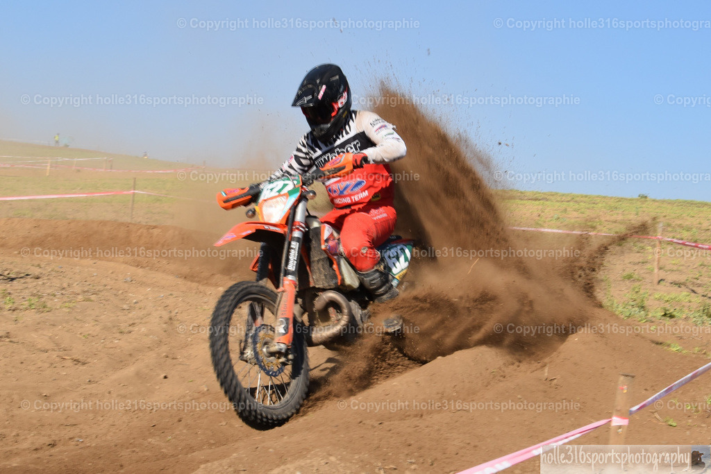 DSC_0399 | Sportfotografie , Motorsport, Motoross, Reitsport, Mointainbike, Enduro,
Landschaft , Outdoor, Eventfotografie, Landschaft, Bilder online bestellen - Realisiert mit Pictrs.com