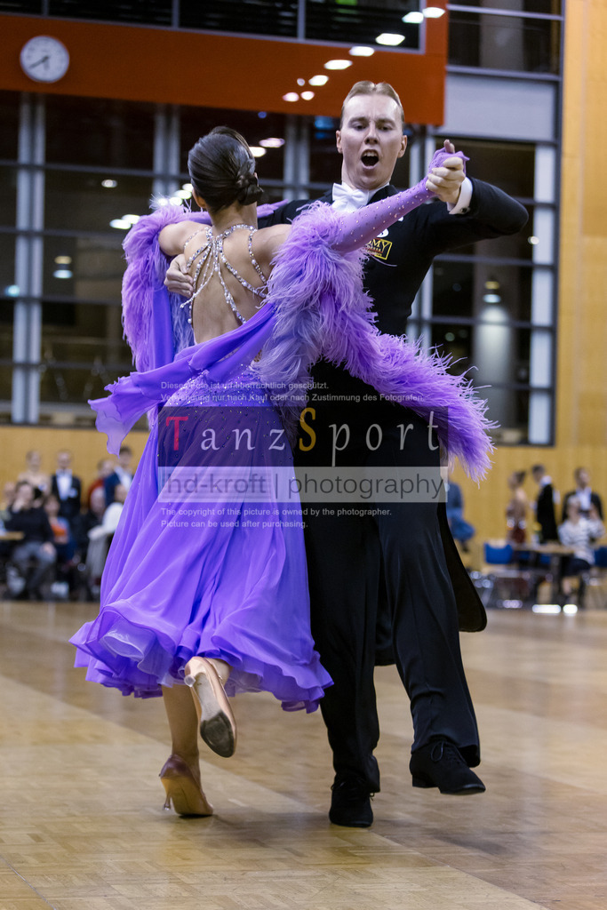20241102_DM_HGR_Std_10205 | Tanzsportbilder, Standardtanz, Lateintanz, WDSF, DTV, LTVB, dancecomp, goc, hessen tanzt, blaues band der spree, walzer, tango, wiener walzer, slowfox, quickstepp, samba, rumba, cha-cha-cha, paso doble. jive, hd-kroft photography, turniertanzsport
