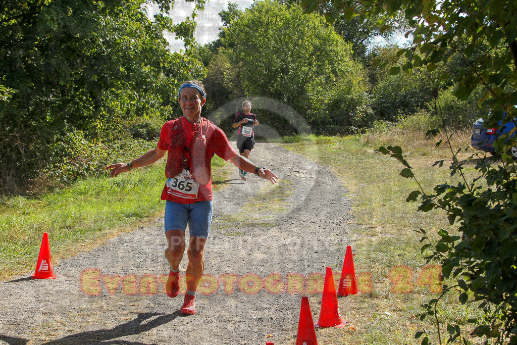 250830_1225_EV4_4007 | Sportfotografie im Rhein-Sieg Kreis, Köln, Bonn, NRW, Rheinland Pfalz, Hessen, etc. Unser Tätigkeitsfeld umfasst den Laufsport vom Volkslauf über den Marathon, Duathlon, Triathon bis zum Ultralauf wie Kölnpfad Ultra oder Schindertrail.