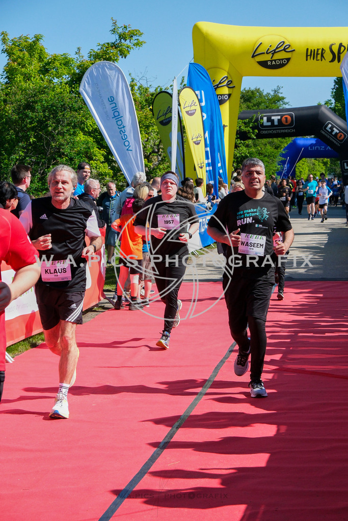 ..... | LINZ,AUSTRIA,27.April 24, Int. 3 Brückenlauf Linz  , Image shows: Photo: WAPICS / Michael ring