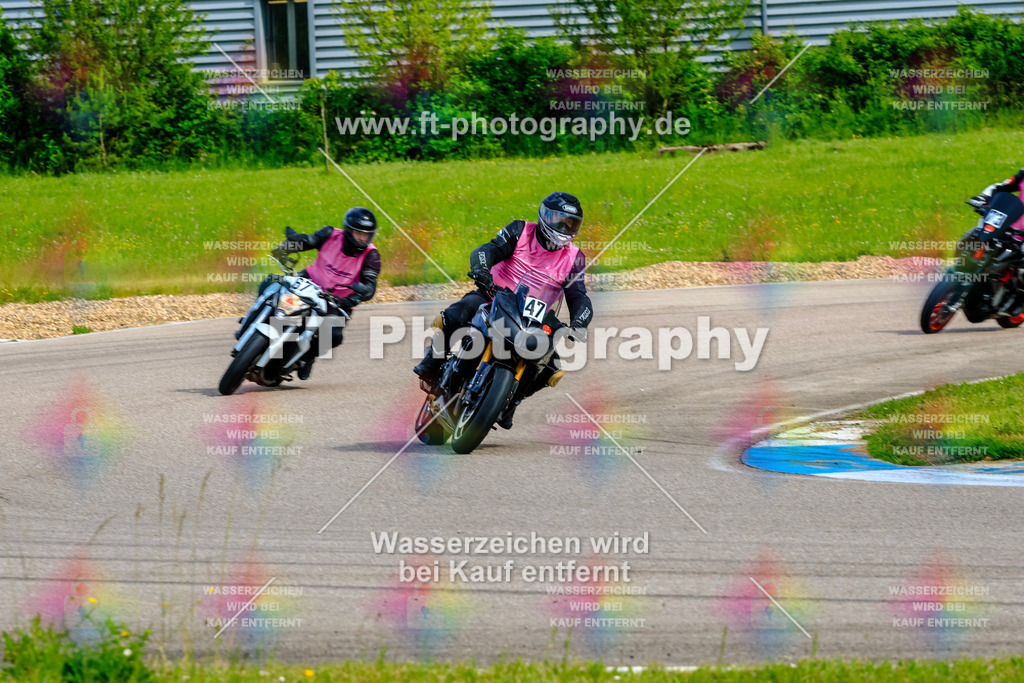MotoTeam-8989 | Hier findet Ihr Bilder von Touristenfahrten auf der Nürburgring Nordschleife oder von anderen Veranstaltungen die ich besucht habe. Viel Spass beim Durch Schauen 