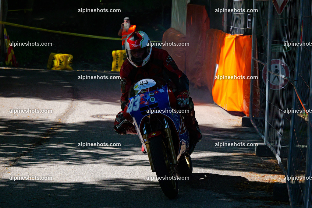 P1026376 | Erleben Sie atemberaubende, hochqualitative Fotos Ihrer Fahrt entlang der malerischen Alpenstraßen. Besuchen Sie alpineshots.com, um professionelle Aufnahmen Ihrer unvergesslichen Reise zu finden und zu kaufen - Realisiert mit Pictrs.com