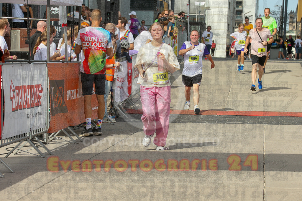 250920_1343_EX1_6426 | Sportfotografie im Rhein-Sieg Kreis, Köln, Bonn, NRW, Rheinland Pfalz, Hessen, etc. Unser Tätigkeitsfeld umfasst den Laufsport vom Volkslauf über den Marathon, Duathlon, Triathon bis zum Ultralauf wie Kölnpfad Ultra oder Schindertrail.