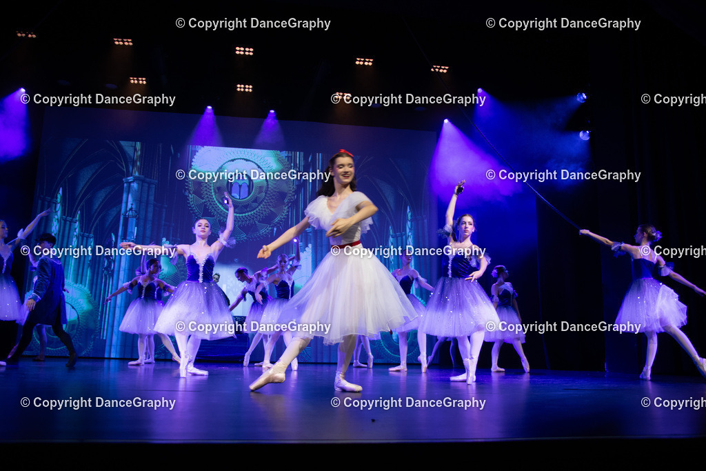 GPHY2654 | DanceGraphy - Realisiert mit Pictrs.com