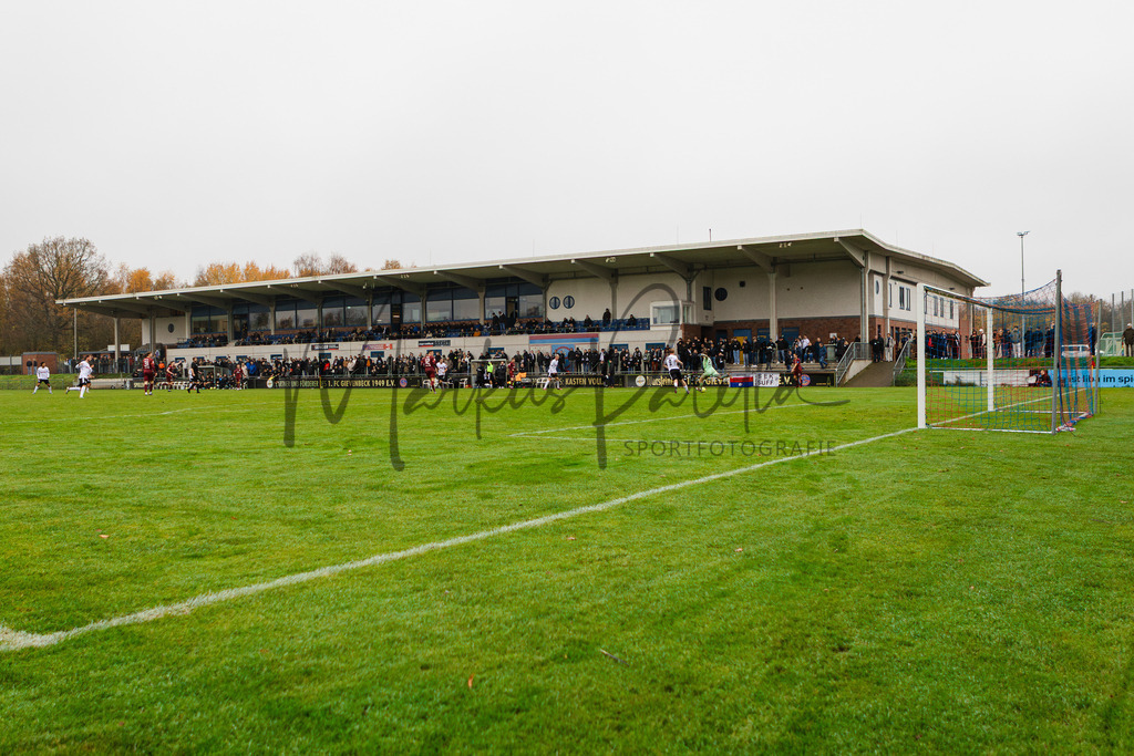 Westfalenpokal, Viertelfinale, Saison 2025/2026: 1. FC Gievenbeck - SC Verl | Westfalenpokal, Viertelfinale, Saison 2025/2026, 1. FC Gievenbeck empfängt SC Verl im Sportpark Gievenbeck in Münster. Foto: sportfotografie.ms | Markus Paletta - Realisiert mit Pictrs.com